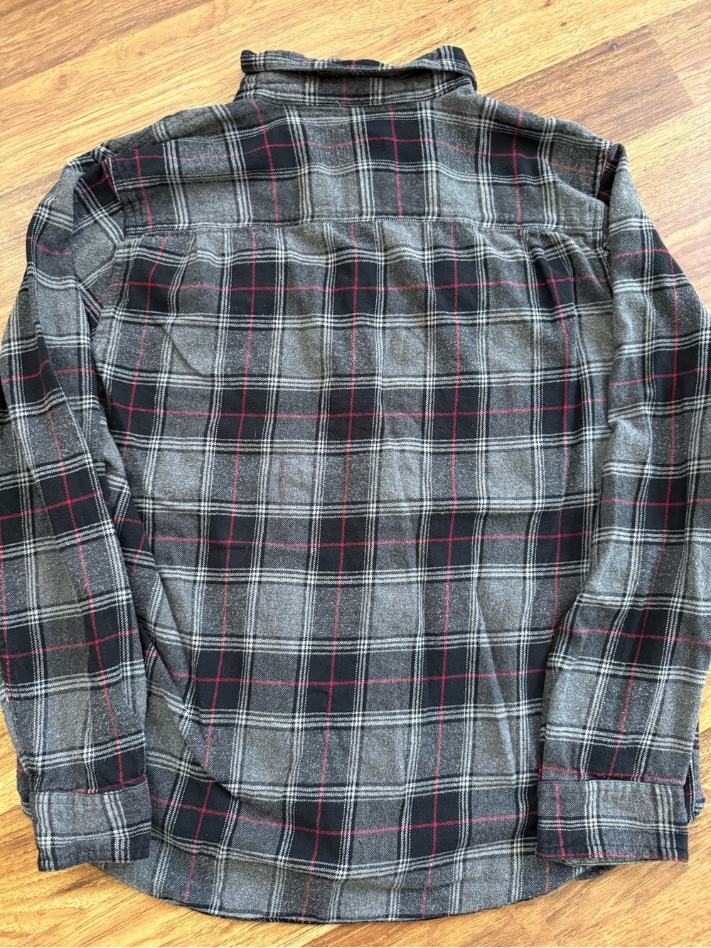 Field & Stream Gray and Black Plaid Button-Down Shirt with Red Accents - Picture 7 of 12